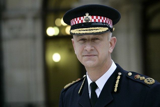 Adrian Leppard ADRIAN LEPPARD We need a national fraud and cybercrime campaign as