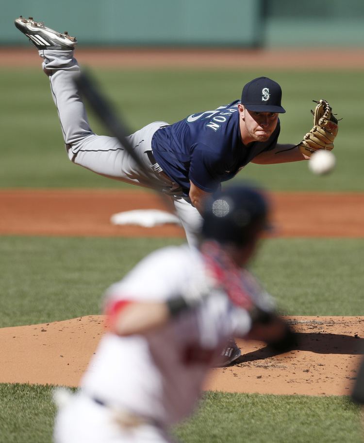 Adrian Sampson Adrian Sampson makes MLB debut but Mariners cant muster much