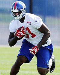 Adrien Robinson TE Adrien Robinson flashes during OTAs