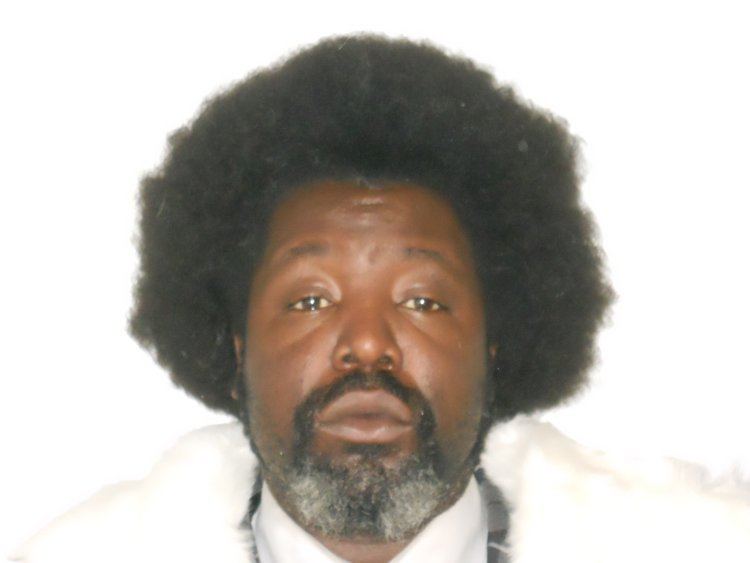 Afroman Video Afroman punches girl in face during concert