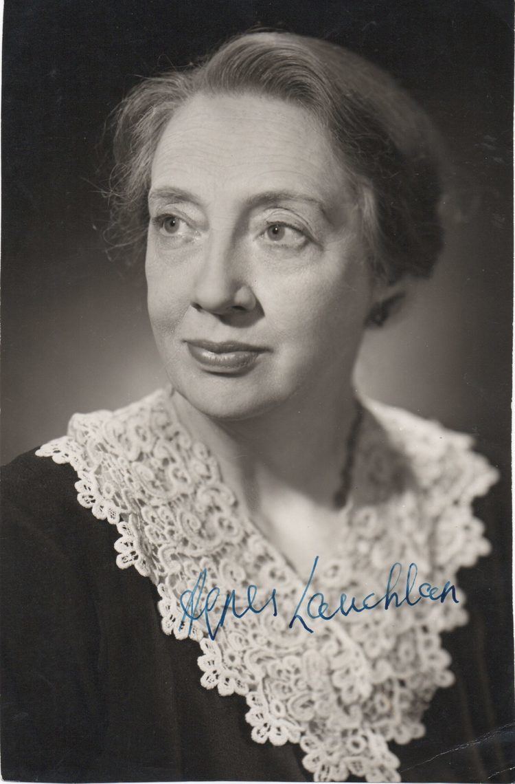 Agnes Lauchlan Agnes Lauchlan Regis Autographs