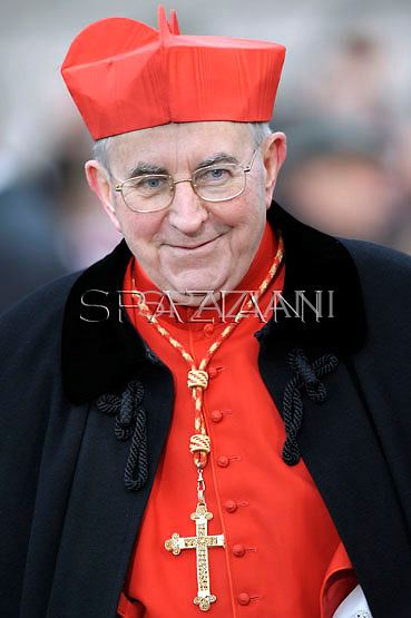 Agostino Vallini Cardinal Agostino ValliniPope Benedict XVI prayer