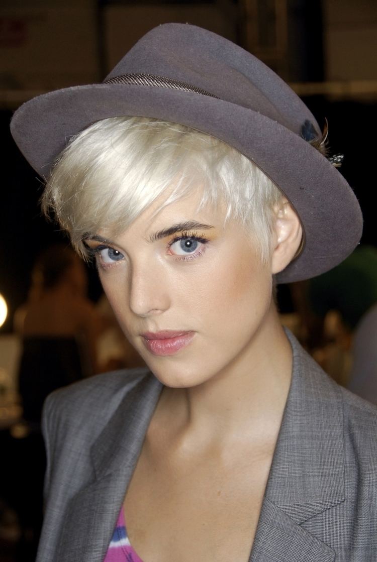 Agyness Deyn Agyness Deyn Biography Agyness Deyn39s Famous Quotes