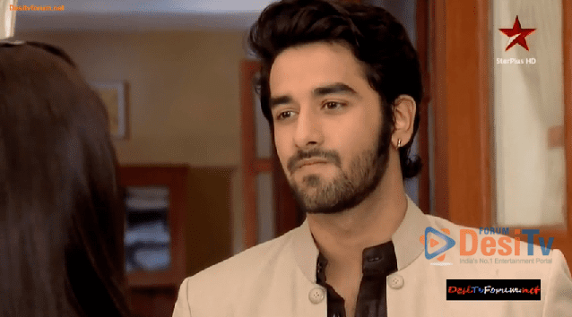 Ahaan movie scenes ahaan baldev is on project take veera to movie full on got his friend to get the tockets and send veera with chaiji to the movie 