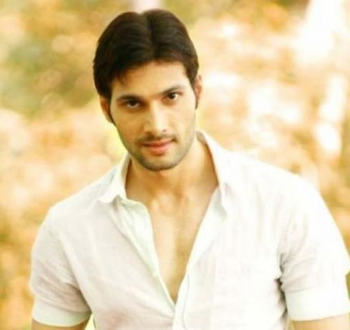 Aham Sharma Alchetron The Free Social Encyclopedia Aham sharma wife, aham sharma, relationship, marriage photos, age, married, daughter, wedding, biography, new show, and shaheer sheikh, and pooja sharma, latest news, wiki, and krystle dsouza, instagram, facebook, twitter get whole information and details about aham sharma here. aham sharma alchetron the free