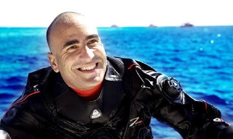 Ahmed Gabr Egypt recordbreaking diver How did he go down the