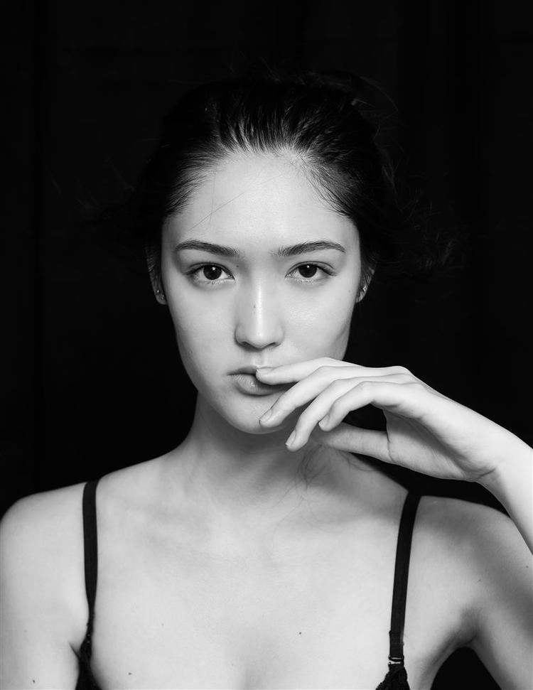 Aimee Cheng-Bradshaw Aimee ChengBradshaw Model Dancer Student Singapore