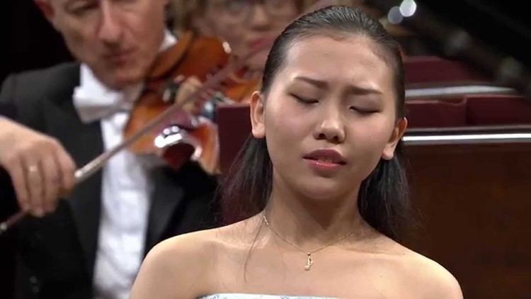 Aimi Kobayashi Aimi Kobayashi Piano Concerto in E minor Op 11 final stage of