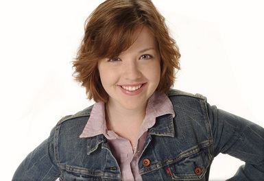 Aislinn Paul Snappy Answers to Silly Questions with DEGRASSI Star