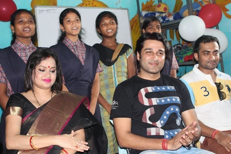 Akash Dasnayak Odia Actor Akash Dasnayak celebrates Bday with Orphanage Kids