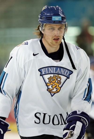 Aki Berg AkiPetteri Berg Photos Photos Olympics Day 16 Ice Hockey Zimbio