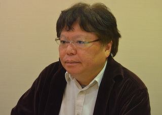 Akio Nakamori.