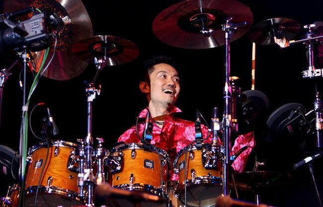 Akira Jimbo Drummerworld Akira Jimbo
