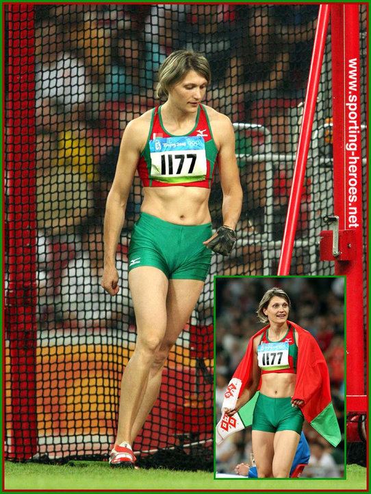 Aksana Miankova Aksana MIANKOVA Hammer gold at Beijing 2008 with Olympic