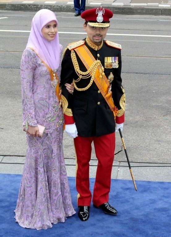 Al-Muhtadee Billah PHOTOS Le prince AlMuhtadee Billah de Brunei et la