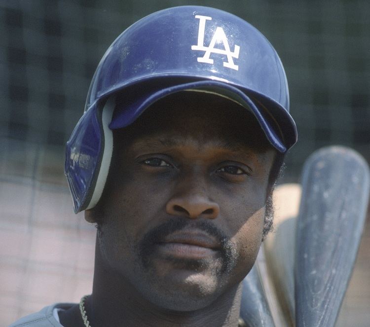 Al Oliver 30 years ago today Dodgers trade for Al Oliver True Blue LA