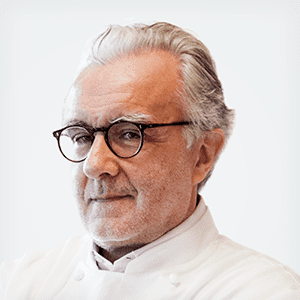 Alain Ducasse httpswwwallmychefscomimages1701300300ala