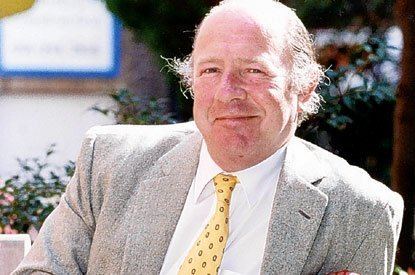 Alan Coren Satirist Alan Coren dies aged 69 News London Evening