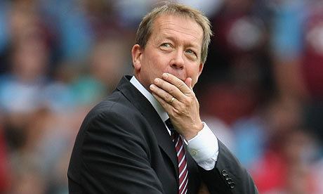 Alan Curbishley Curbishley cool on return to Charlton after Pardew39s going