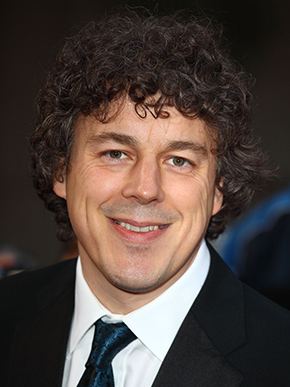 Alan Davies wwwhellomagazinecomimagenesprofilesalandavie