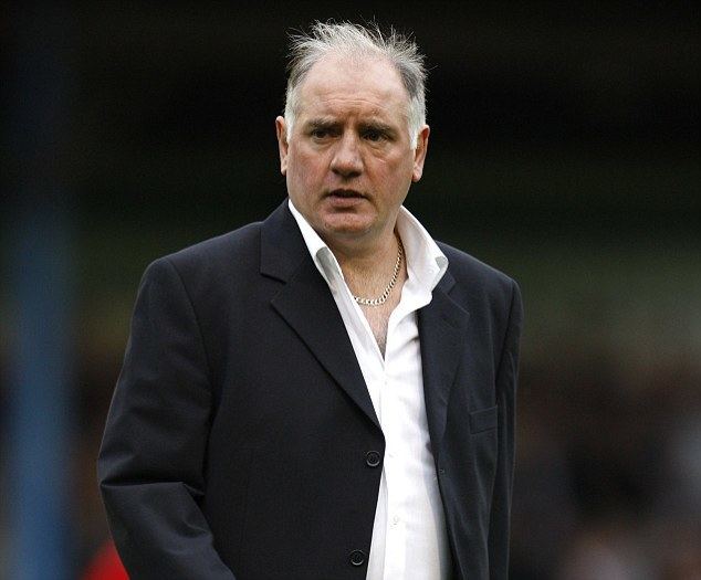 Alan Devonshire Alan Devonshire in talks to become new Colchester United