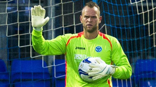 Alan Mannus St Johnstone to make late decision on fitness of