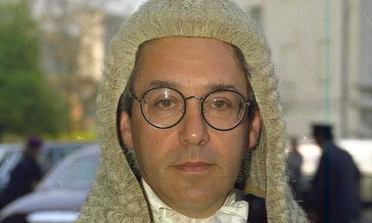 Alan Moses Soham murder trial judge Sir Alan Moses to head new Press