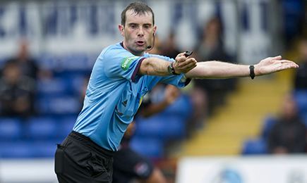 Alan Muir Alan Muir to referee Aberdeen v Celtic FootyFanatic