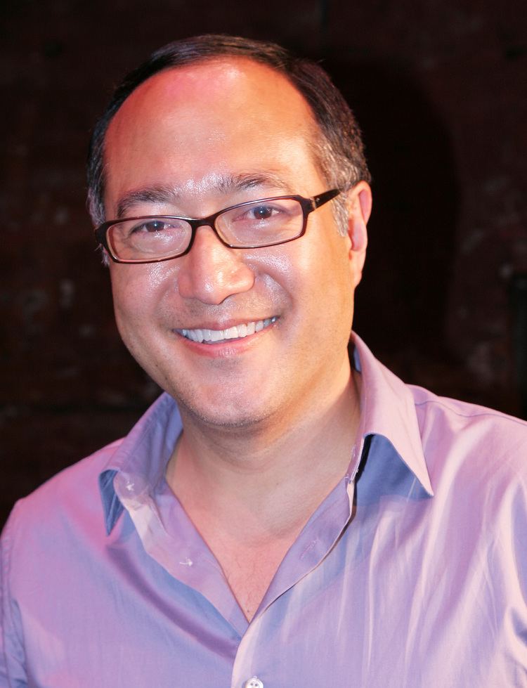 Alan Muraoka Broadway Stars Pay Tribute to Alan Muraoka at National