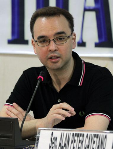 Alan Peter Cayetano Cayetano quits presidential bid Kicker Daily News