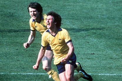 Alan Sunderland Golden Years or Where Has Our Yellow amp Blue Kit Gone