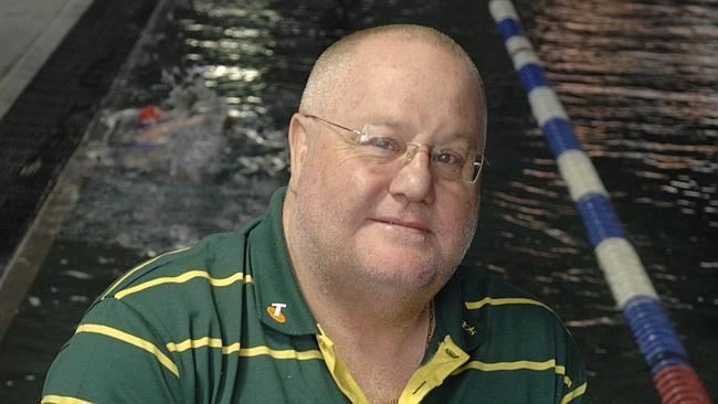 Alan Thompson (swimming coach) Magnussen wants to train with former Aussie head coach Alan Thompson