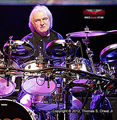 Alan White (Yes drummer) RockMusicStarcom AlanWhite2013 YES Alan White