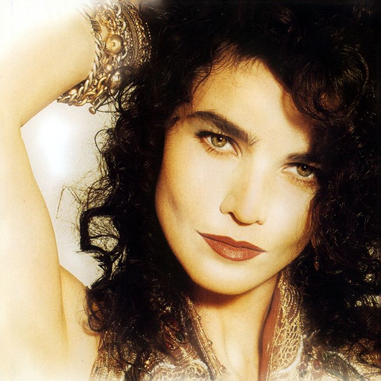 Alannah Myles Alchetron The Free Social Encyclopedia   Alannah Myles 5d825fcb F95f 41cb 8271 36fb97496ab Resize 750 