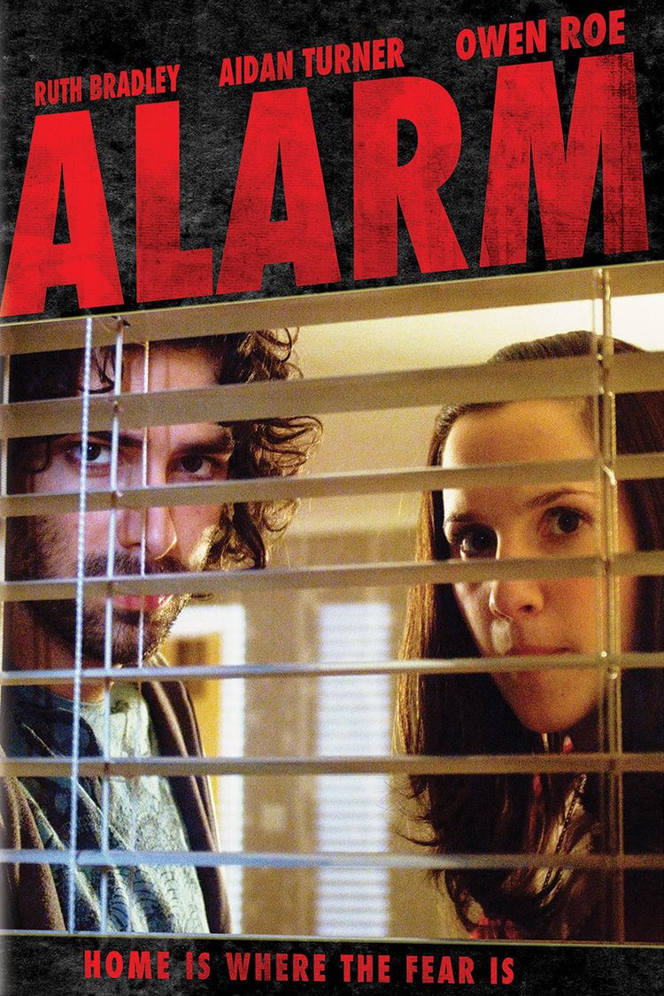 Alarm (2008 film) wwwgstaticcomtvthumbdvdboxart8082127p808212