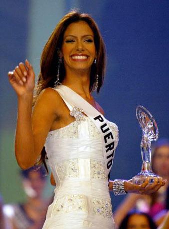 Alba Reyes Jennifer Murphy was Miss Oregon USA in 2004 and was in the top 10 in
