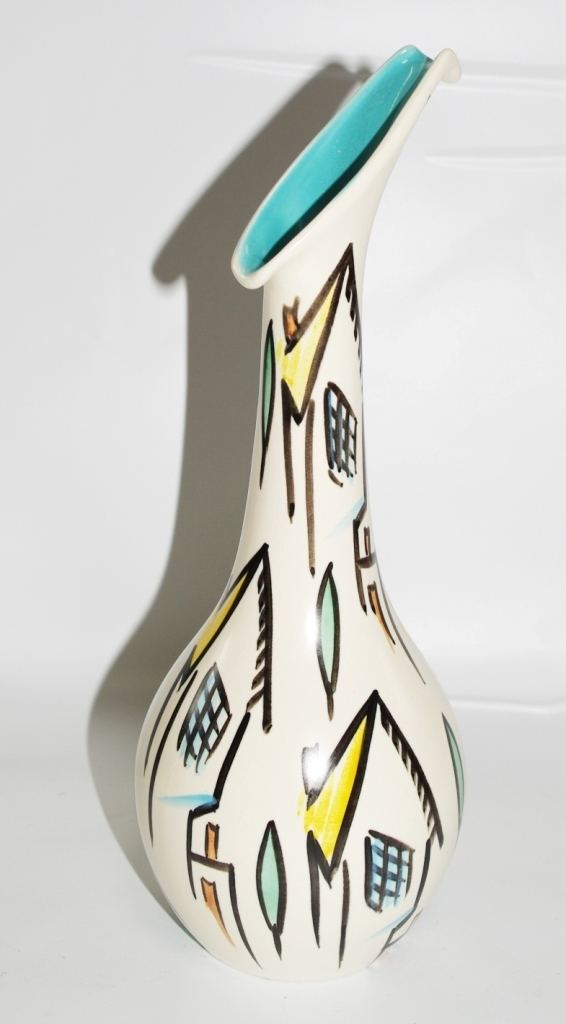 Albert Hallam A Beswick 1950s vase designed by Albert Hallam no1455 house pattern