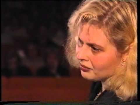 Alberta Alexandrescu Alberta Alexandrescu plays Schubert piano Sonata in A minor op143