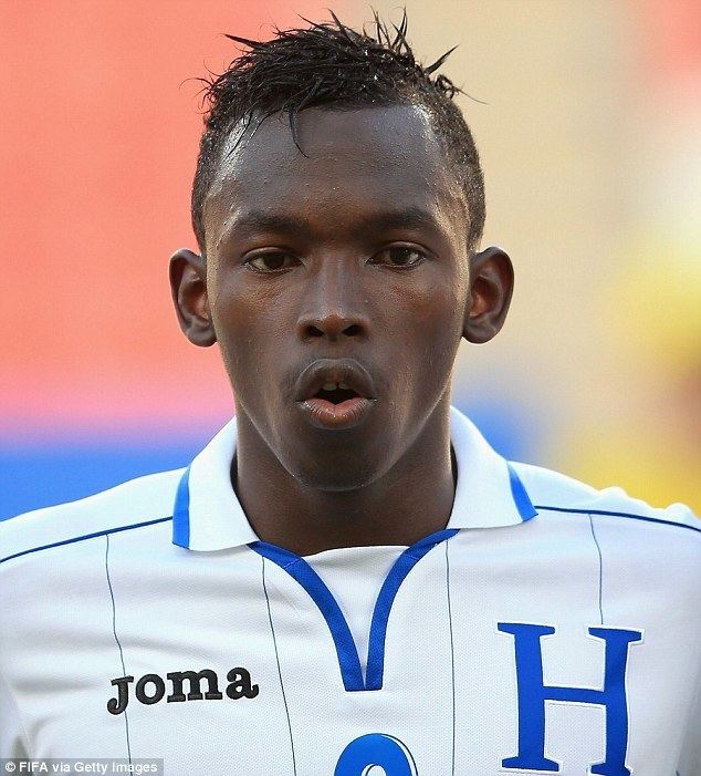 Alberth Elis Everton manager Roberto Martinez chasing transfer for