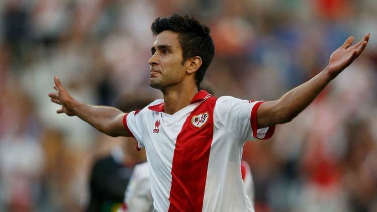 Alberto Bueno Football Alberto Bueno nets four and perfect hattrick