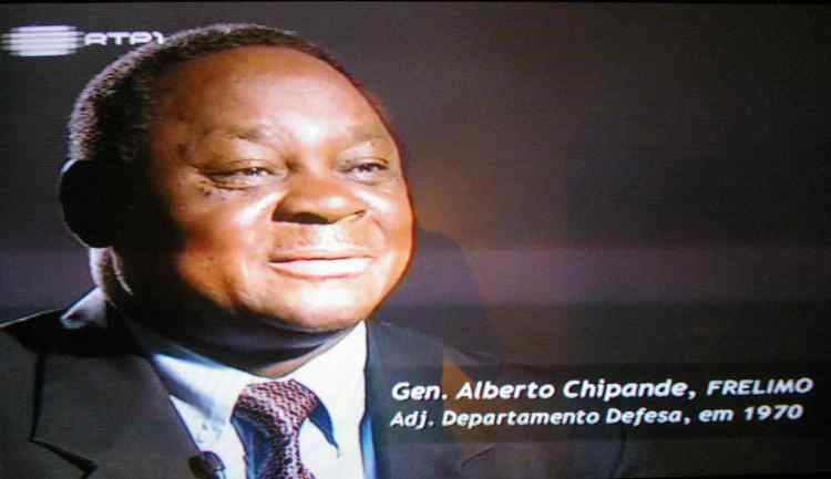 Alberto Chipande N GRDIO THE DELAGOA BAY REVIEW