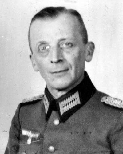 Albrecht Mertz von Quirnheim German Resistance Memorial Center Biographie