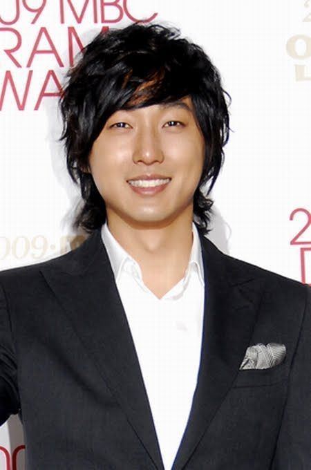 Alcheon 34 best Lee Seung Hyo images on Pinterest Actors Korean dramas
