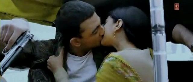 Aleesha (film) movie scenes Httphindi Comedycomhumourwp Contentflagalleryaditi Rao Kissing