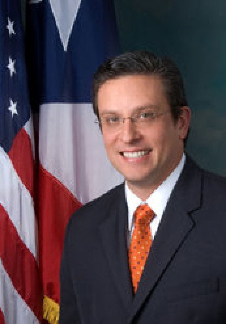 Alejandro García Padilla Advice for Puerto Ricos New Governor HuffPost