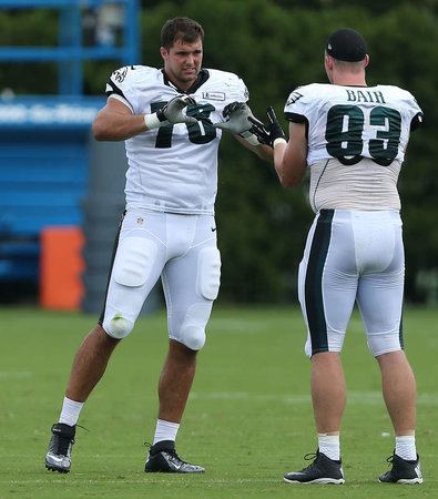 Alejandro Villanueva (American football) Soldiering on phillyarchives