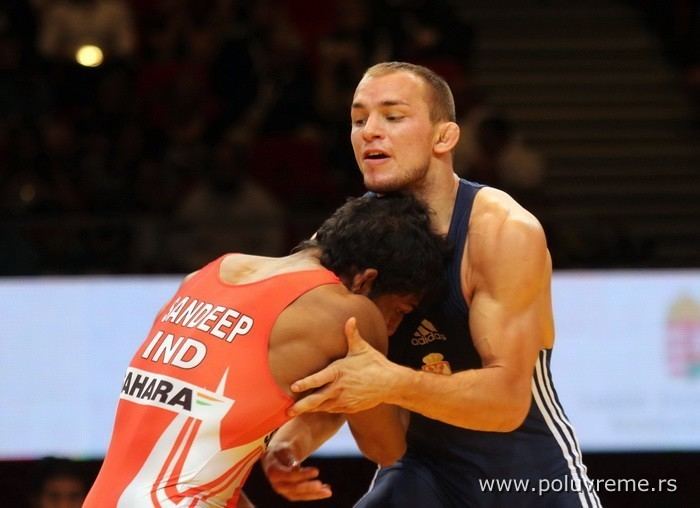 Aleksandar Maksimovic Ostali sportovi Rvanje Maksimovi ostao bez medalje