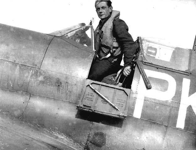Aleksander Chudek 23061944 No 303 Squadron Polish Spitfire VB AB271 WO Chudek