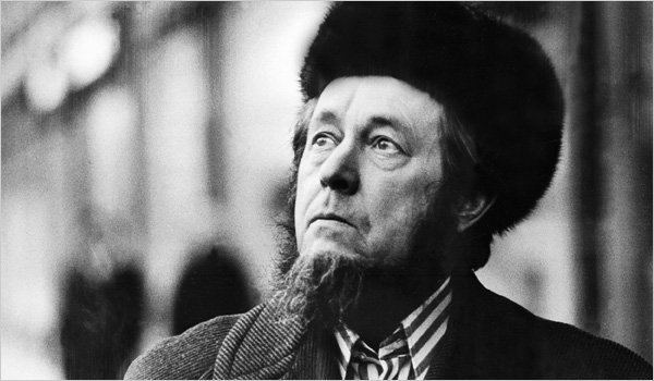 Aleksandr Solzhenitsyn Solzhenitsyn Literary Giant Who Defied Soviets Dies at