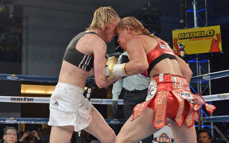 Alesia Graf In ActionPacked Fight Zulina Wins by Tecnical Decision